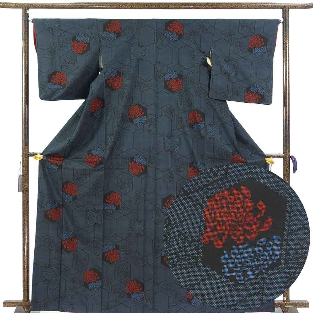 紬 身丈167cm 裄66cm 前幅23cm 後幅28.5cm 袖丈49cm 袖幅33.5cm レディース 袷 乱菊 裄長 裄M-Lサイズ 秋冬春用 正絹（シルク）ネイビー トールサイズ 美品 大島紬 リメイク リユース リサイクル【呉服のきくや】