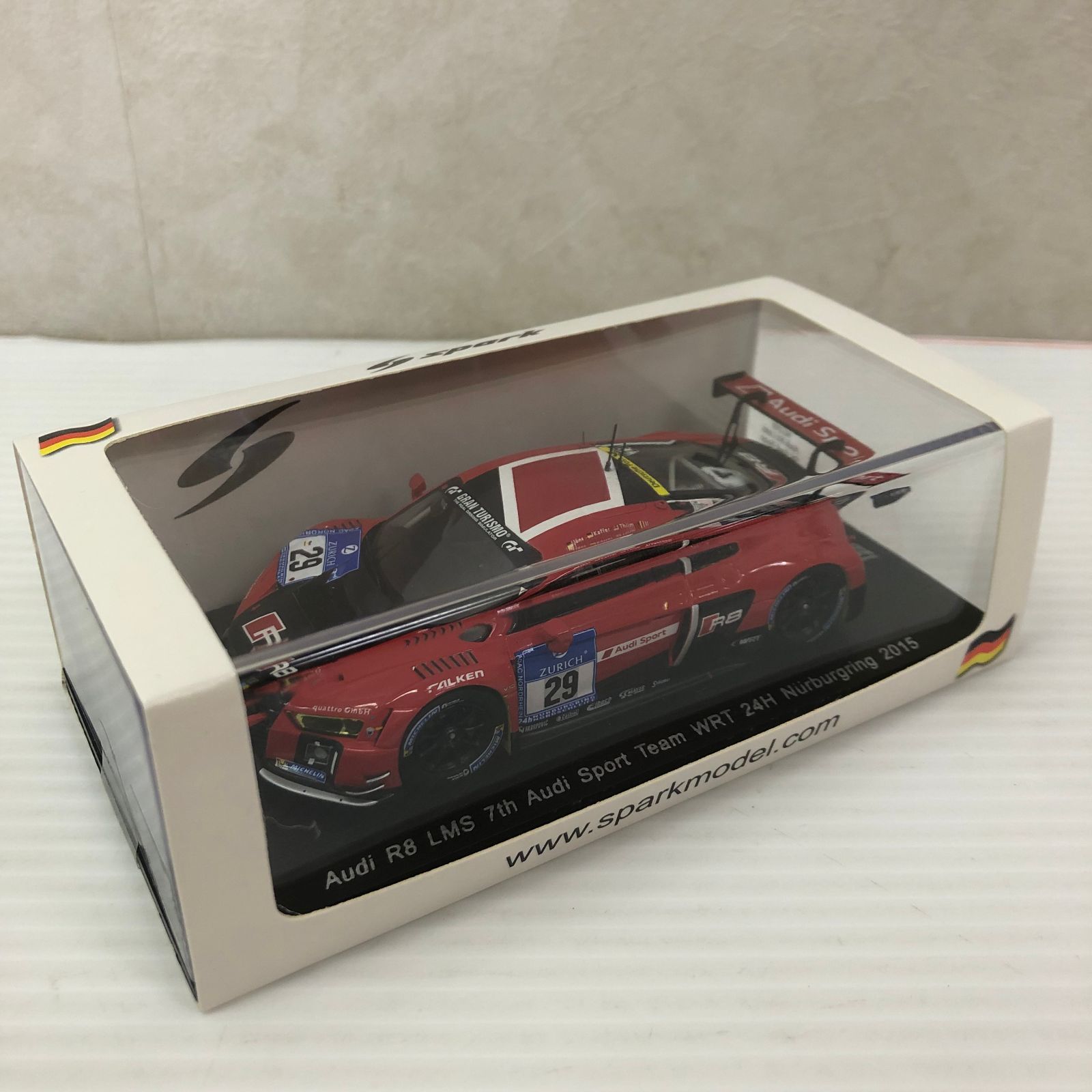 スパーク Audi R8 LMS No.29 7th Audi Sport Team WRT 中古品 smmini098870