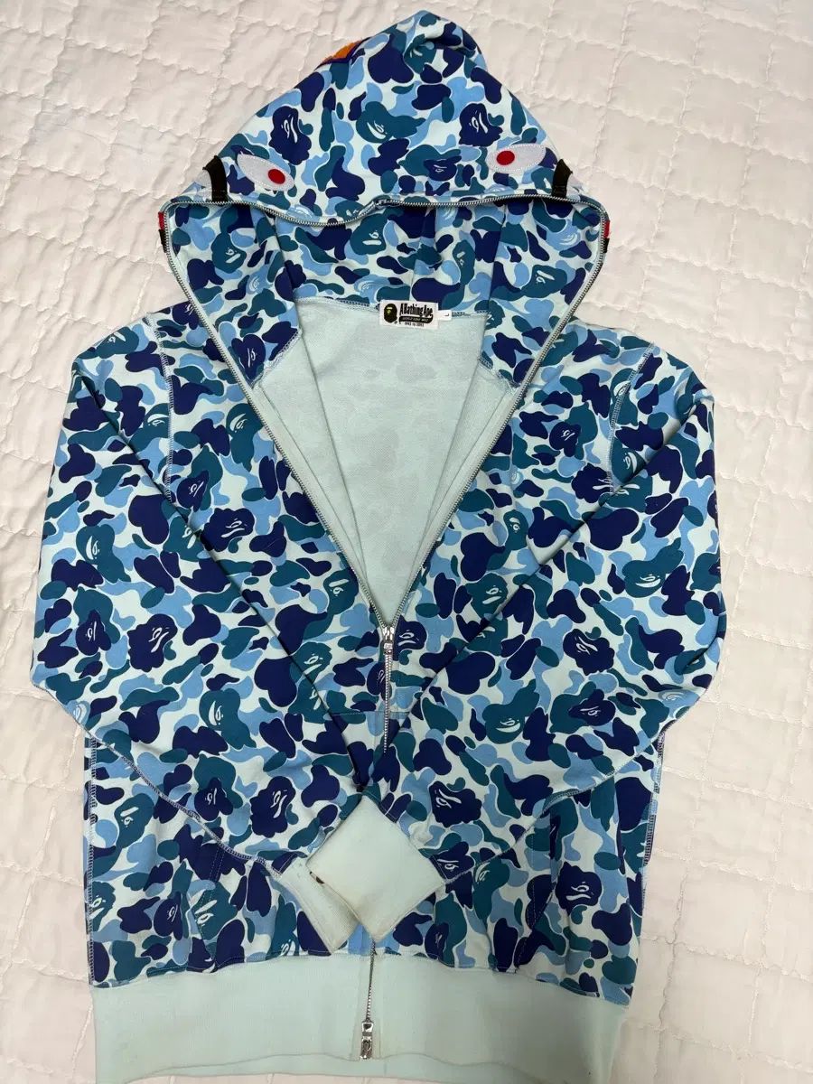 A BATHING APE ブルー カモフラージュ シャーク フーディー ジップアップ L