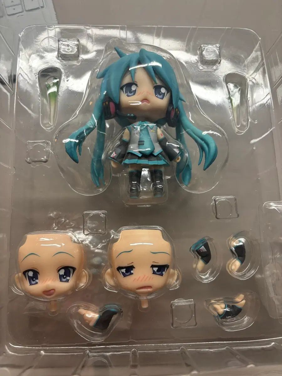 6 5)ねんどろいど 初音 ミク フィギュア らき☆すた かがみ コラボ