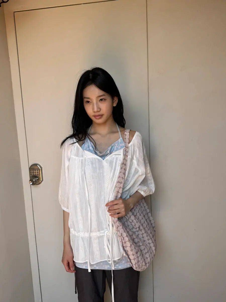 インアンドヤンインハ SI(SI) エスタブラウス(タグ付き新品)