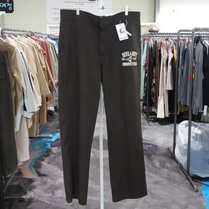 ディッキーズ Dickies ヴィンテージ セミ ワイド フィット ウォーク パンツ 2323 8,763円