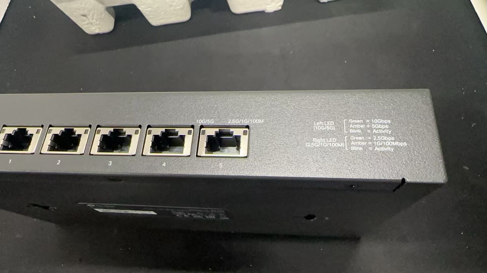 TP-Link TL-SX105 JP 10Gポート×5 アンマネージスイッチ ++925586 TP-Link TL-SX105 JP 10Gポート×5 アンマネージスイッチ ++925586