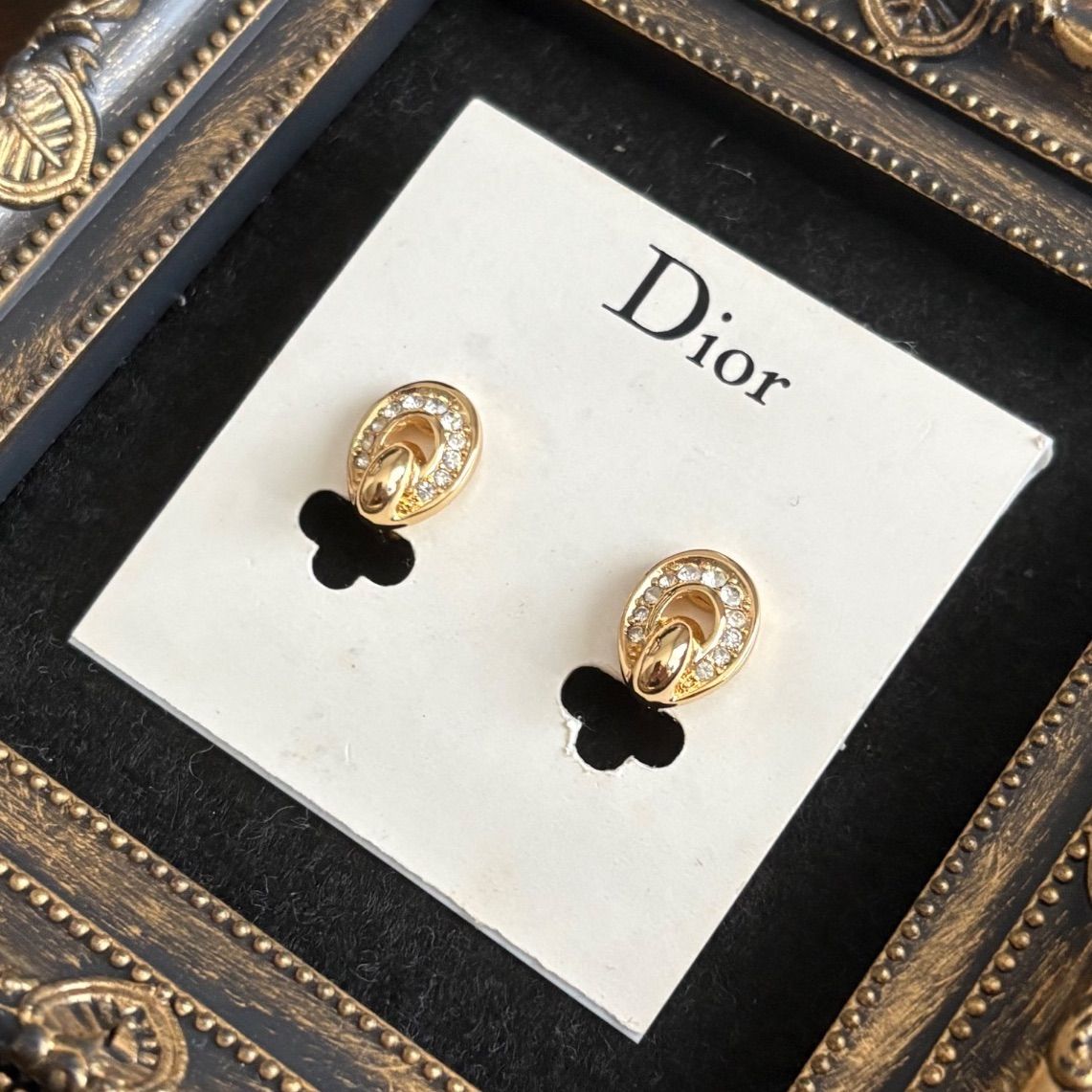 【極美品】Christian Dior クリスチャン ディオールイヤリング ラインストーン オーバル デザイン ヴィンテージ
