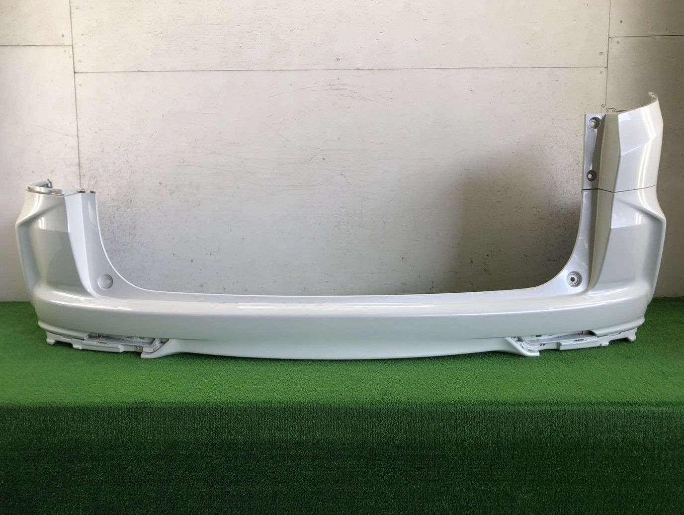 94261◇RC1/RC3/RC4 オデッセイ アブソルート【中期】純正 リアバンパー 71501-T6A-9000◇M1 6,600円