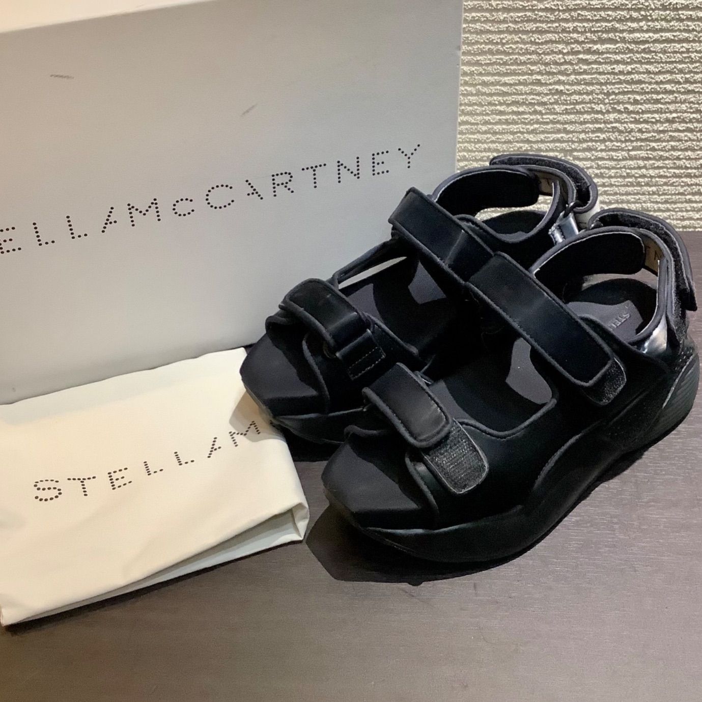 ステラマッカートニー Stella McCartney Elsye 厚底 ボリュームソール プラスチック サンダル 黒 ブラック [38] G803