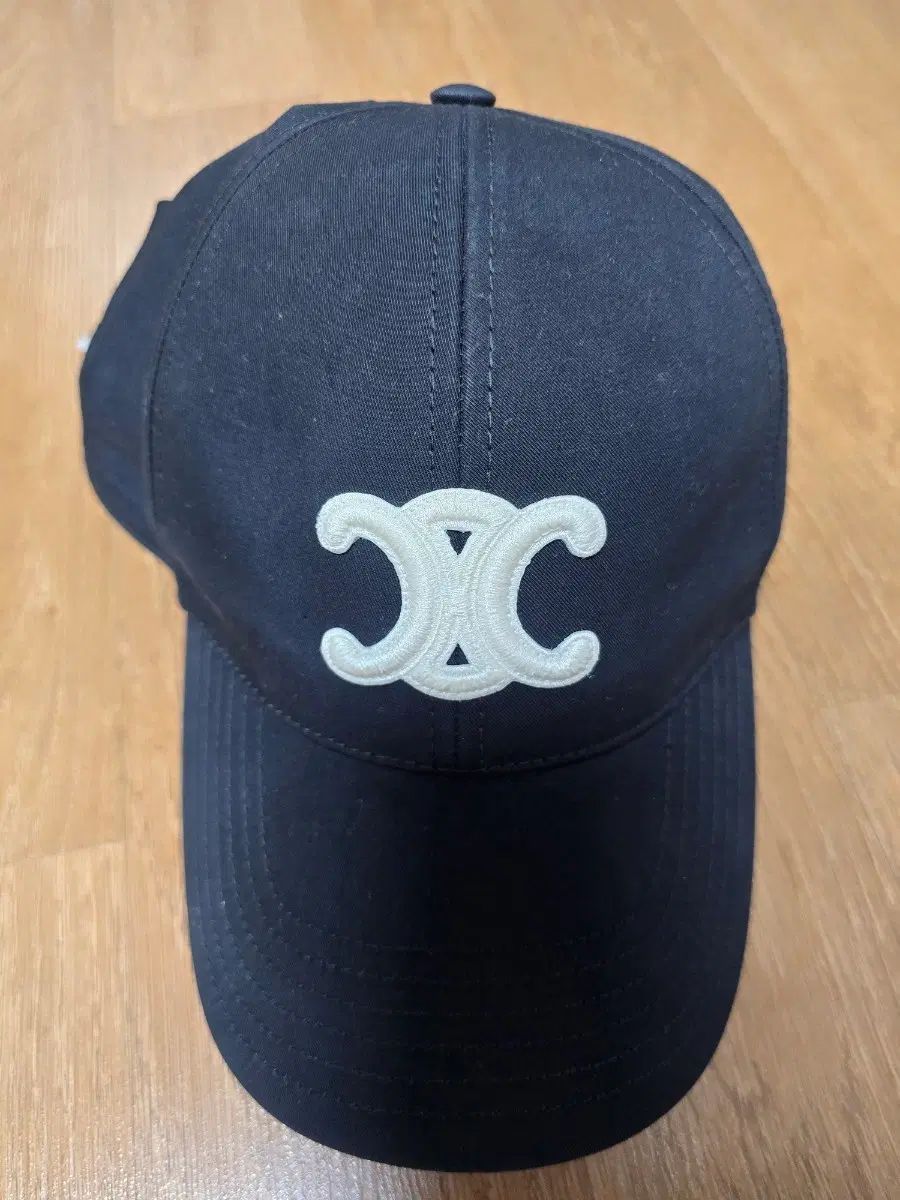 Celine セリーヌ ボールキャップ large₍ラージ) 55,952円