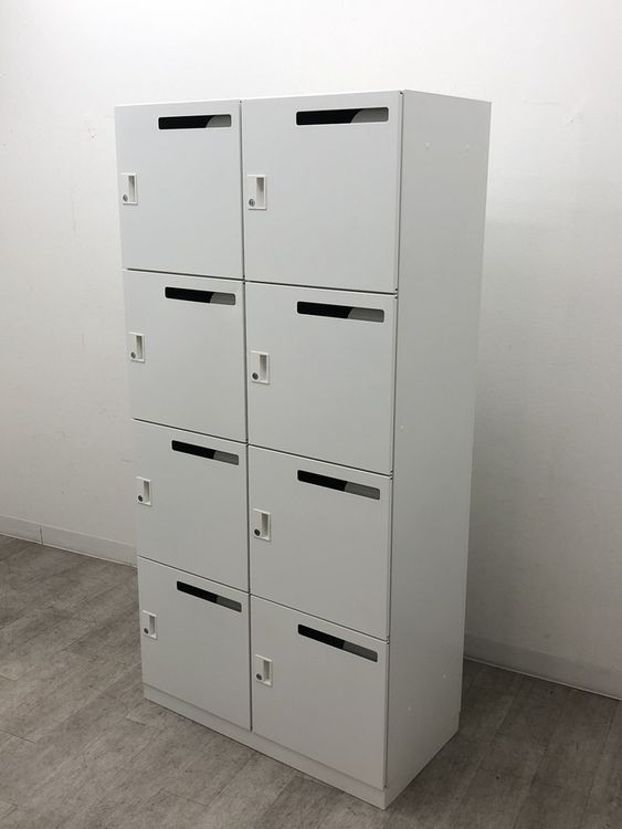 【中古品】コクヨ エディアシリーズ 8人用パーソナルロッカー BWU-RN82M79 ホワイト