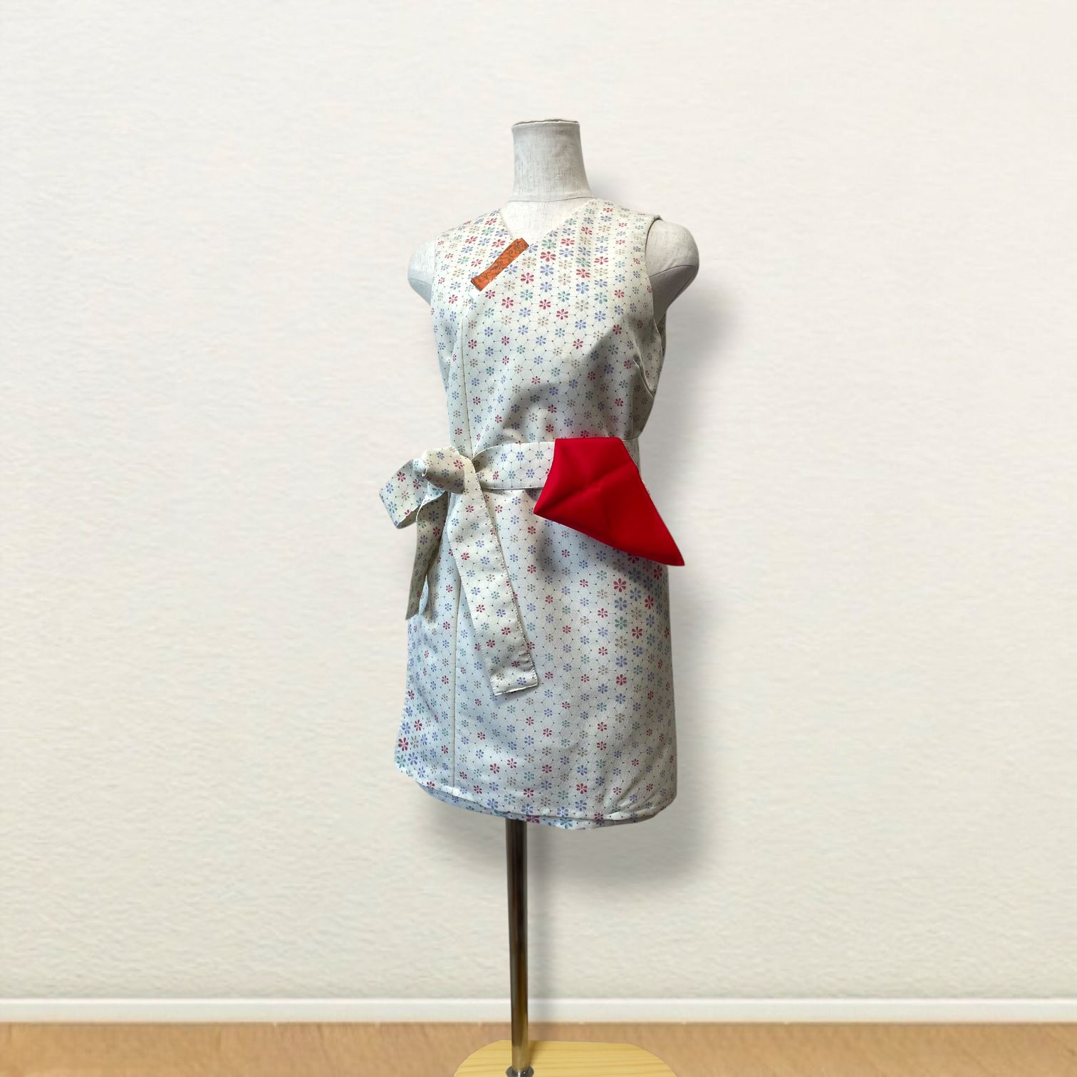 着物リメイク 小花がかわいい反物から作った茶道お稽古着 チュニックタイプ MLサイズ 6,958円