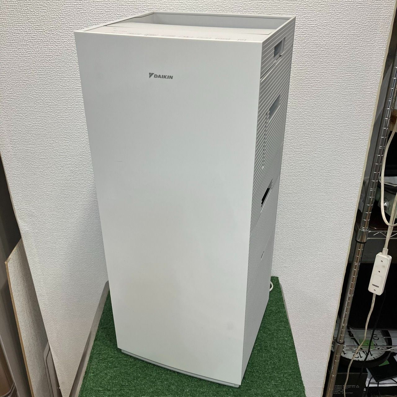 D0328 【中古品/送料無料】 DAIKIN／ダイキン　加湿空気洗浄機 　MCK70YN‐W