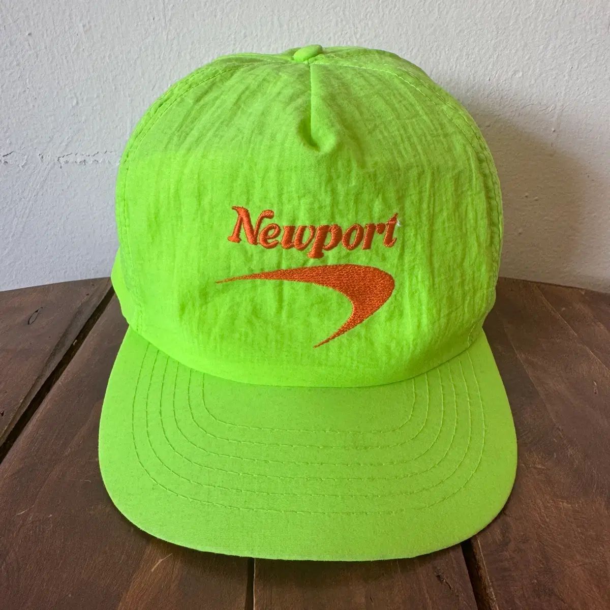 90s ニューポート ヴィンテージ トラッカーキャップ