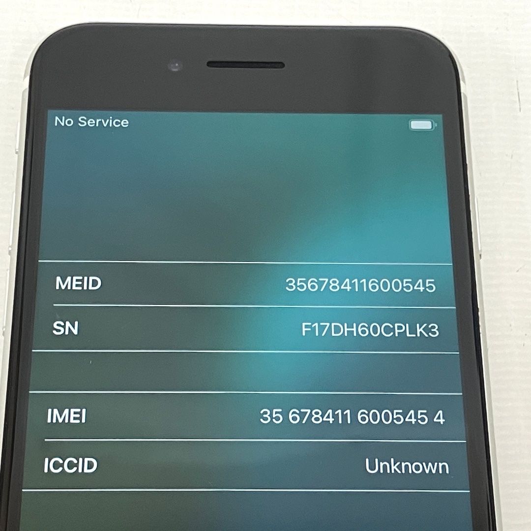 Apple MXD12J/A iPhone SE 128GB ホワイト IMEI KDDI 〇 スマートフォン ジャンク T11493544