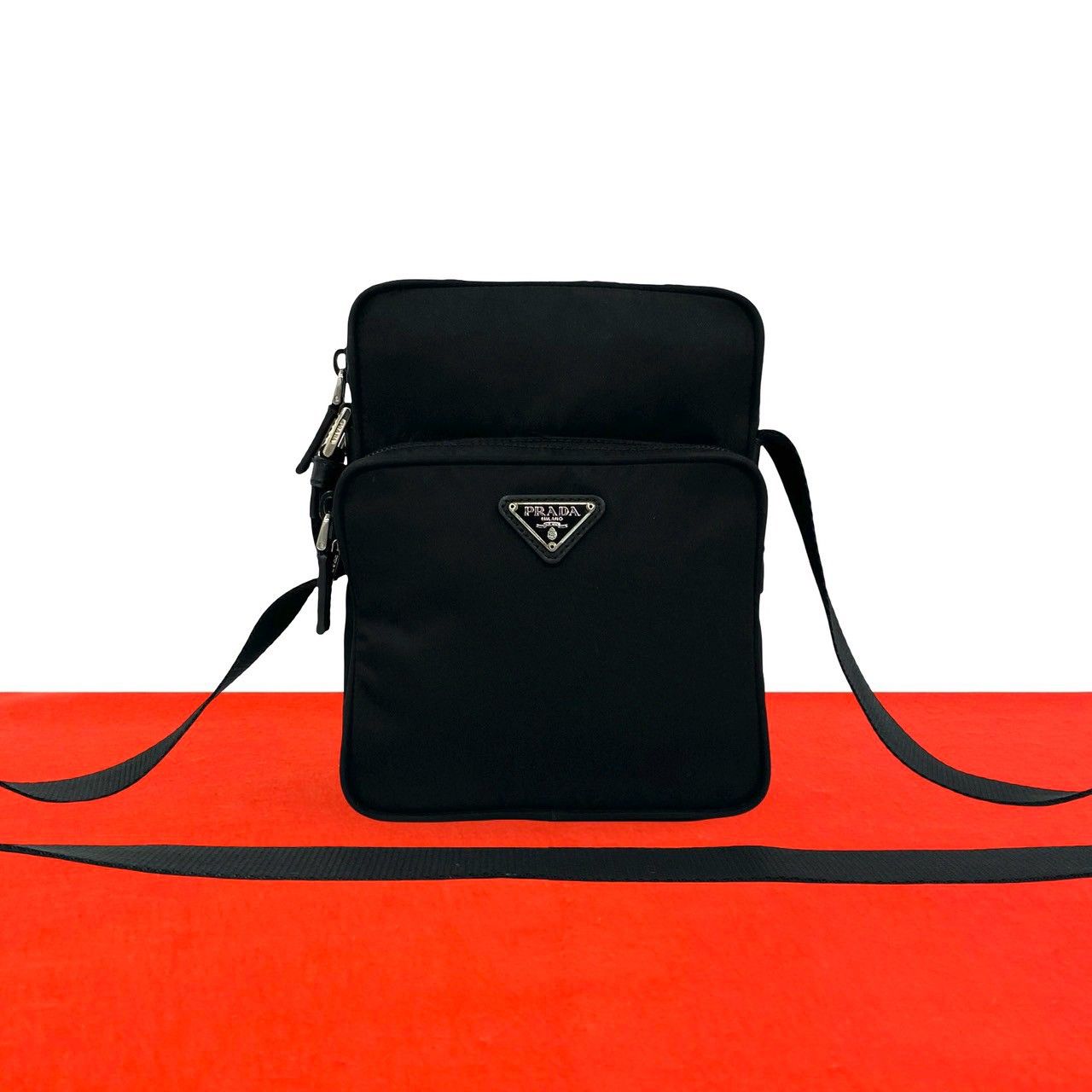 極 美品 PRADA プラダ 三角ロゴ 金具 テスート ポコノ ナイロン レザー 本革 ショルダーバッグ サコッシュ ポシェット ブラック 51310 48,780円