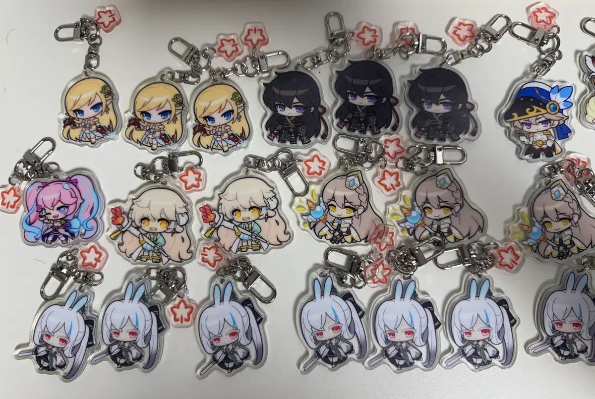 メイプル THE AZIT キーホルダー 出品