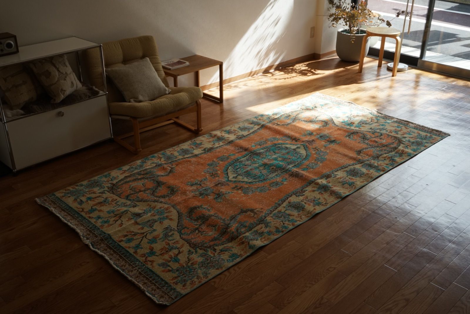 ヴィンテージラグ トルコ イスパルタ オレンジ ブルー ベージュ 1970年代 278 × 130.5 cm No.TR25503 送料無料 24,420円