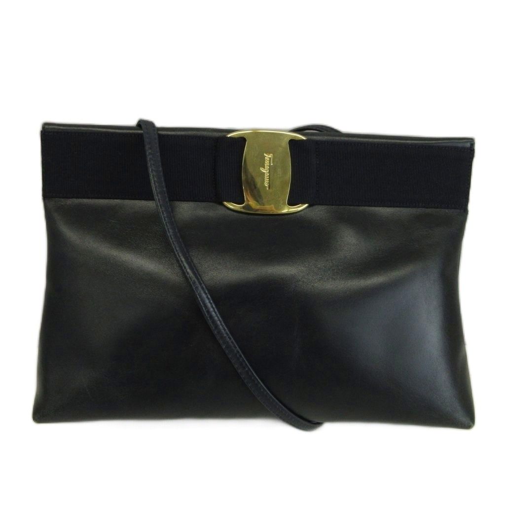サルヴァトーレフェラガモ Salvatore Ferragamo ヴァラ リボン ショルダーバッグ クラッチバッグ 2WAY レザー ロゴプレート 黒 ブラック D210588 /XZ ■GY11