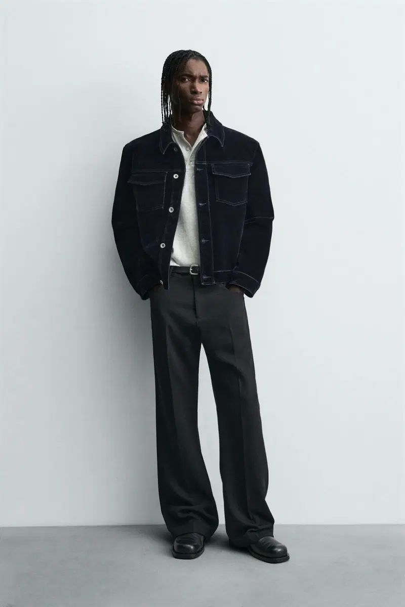ZARA ツアーベルベット ジャケット ラージ 25,241円