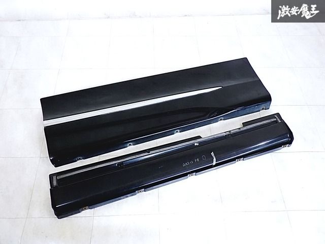 MODELLISTA モデリスタ ZRR80G ZRR85G ZWR80G 80系 ノア ヴォクシー 右側 フロント サイド ドアパネル 黒 202 ブラック 即納 5,929円