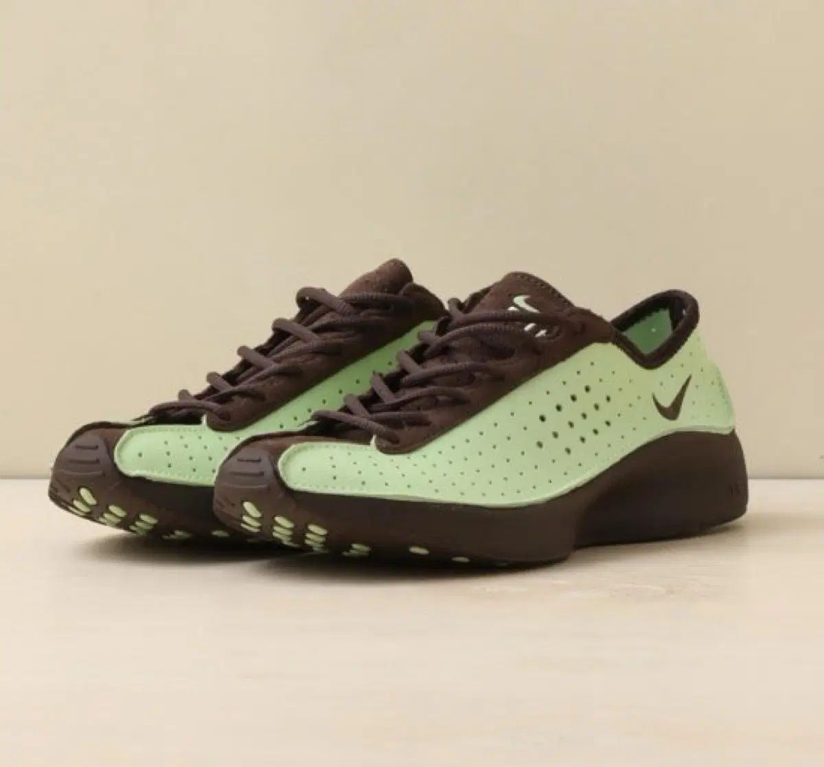 255 NIKE ナイキ エア スーパーフライ Rab(ラブ)グリーン 新品