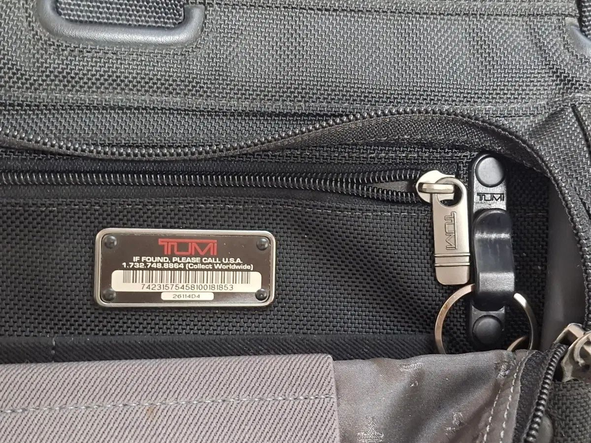 (価格放棄) Tumi ゴルフ ラグジュアリー アルファ COMPACT 書類バッグ