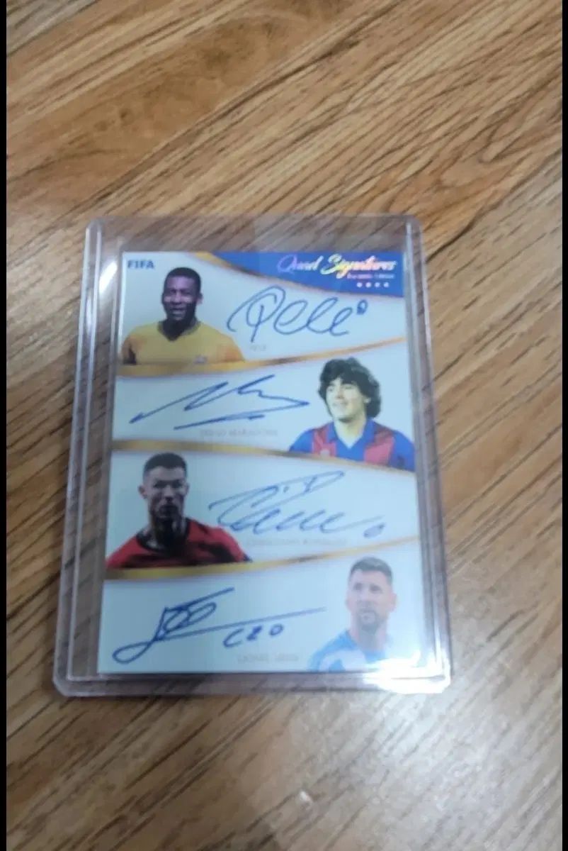 ペレ マラドーナ ロナルド メッシ サッカー レジェンドたち