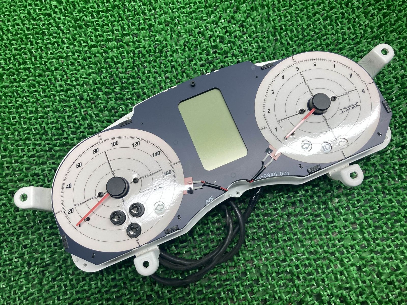 PARTSWIN製グランドマジェスティ250 メーター YA-0946-001 ヤマハ 純正 中古 iF 9,233円