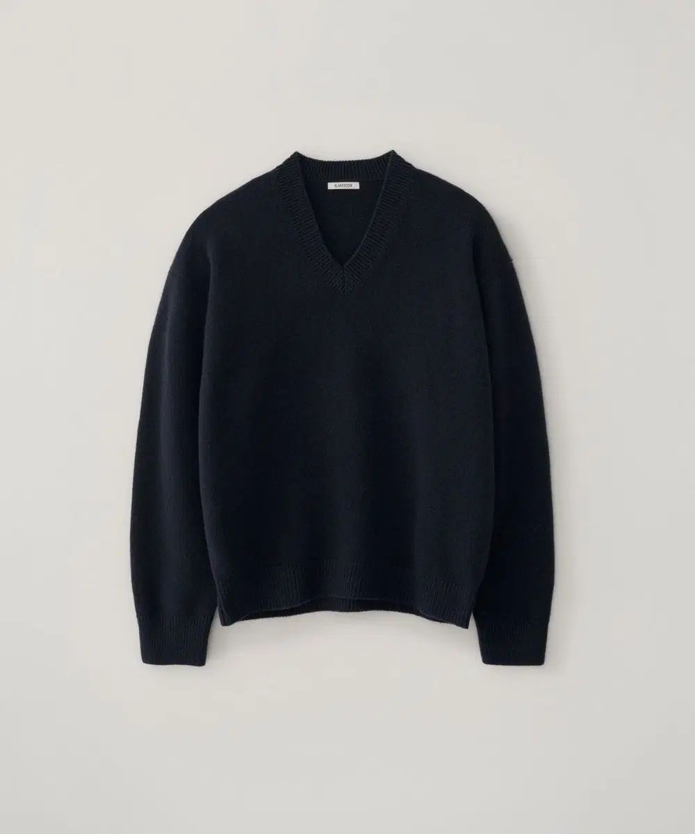 BLANK ROOM Vネック 新品