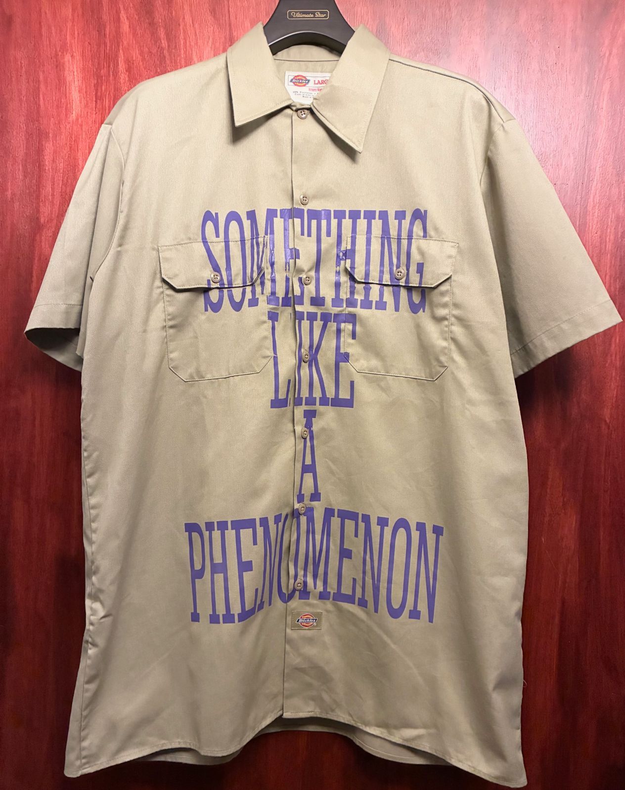 激レア MADE IN JAPAN製 PHENOMENON × DICKIES 2006年モデル 「SOMETHING LIKE A PHENOMENON」 プリント 半袖ワークシャツ ベージュ×パープル Lサイズ 21,456円