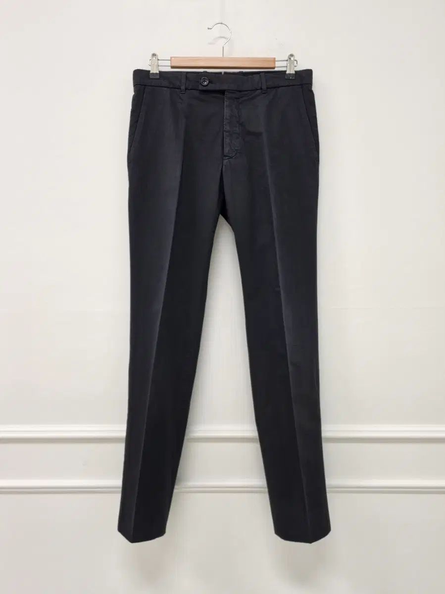 TOM FORD ブラック チノ パンツ