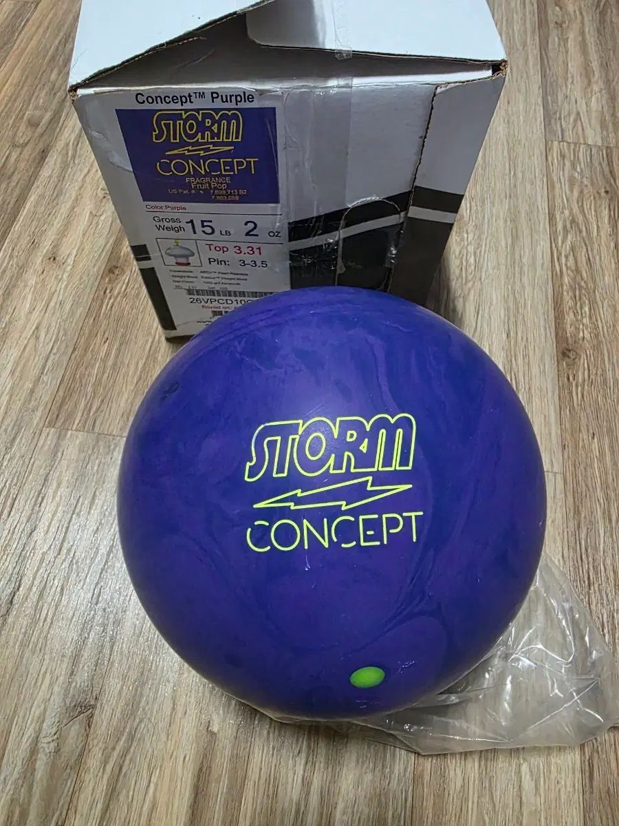 ストーム コンセプト パープル 新品 ボーリング 15 パウンド 公式球 出品 26,785円