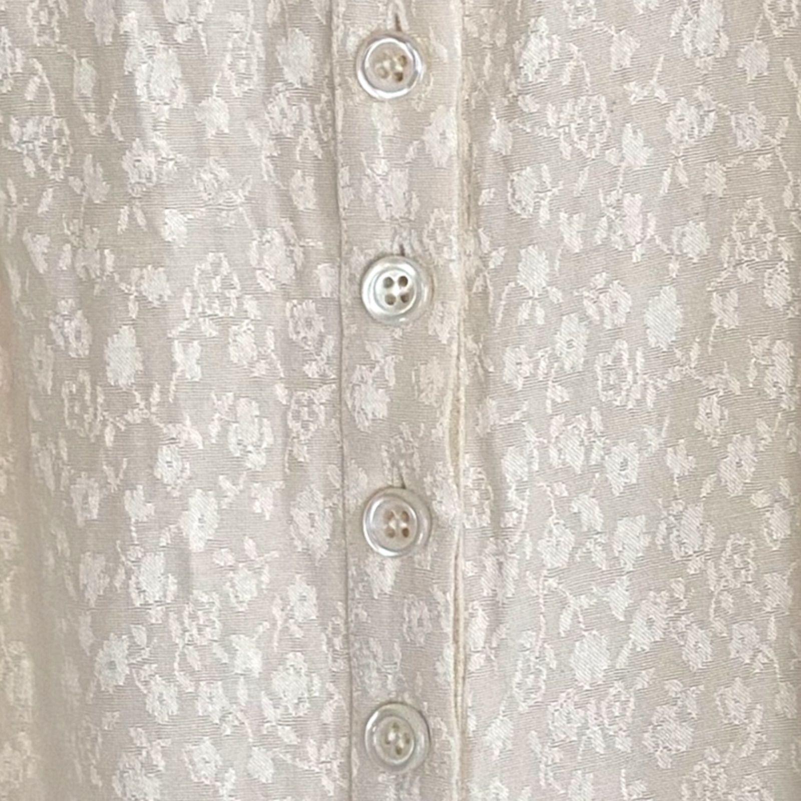 https://assets.mercari-shops-static.com/-/large/plain/2JVjDEzcY9D3pswq3qB9C5.jpg@jpg