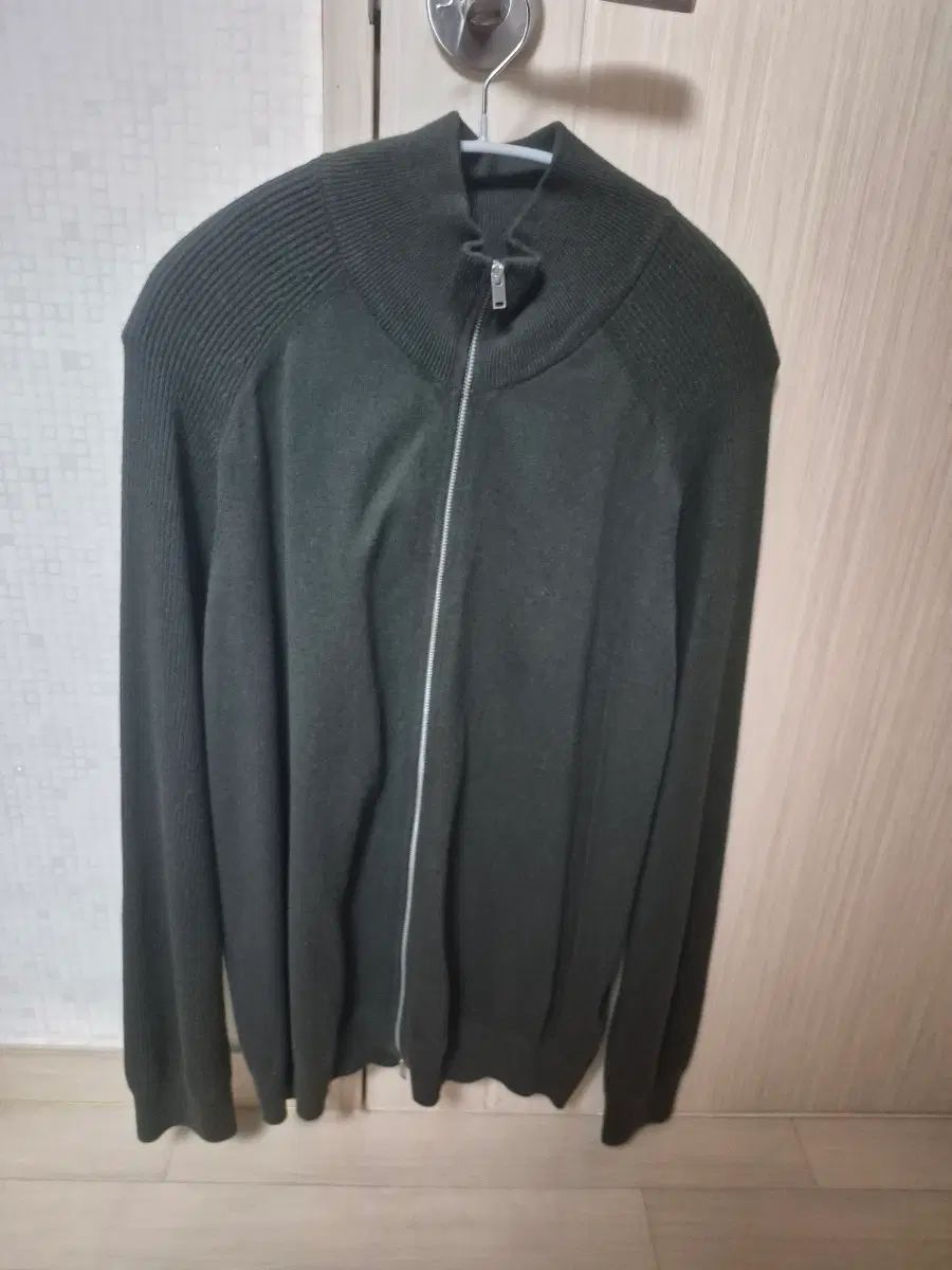 マッシモドゥッティ ニットジップアップ 新品 ダークグリーン