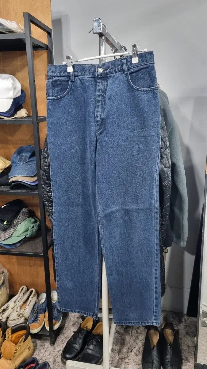 (レア物) 90年代 メンズ GUESS デニム ズボン (イルギョンサン) 30size コンディション 9/10 17,861円