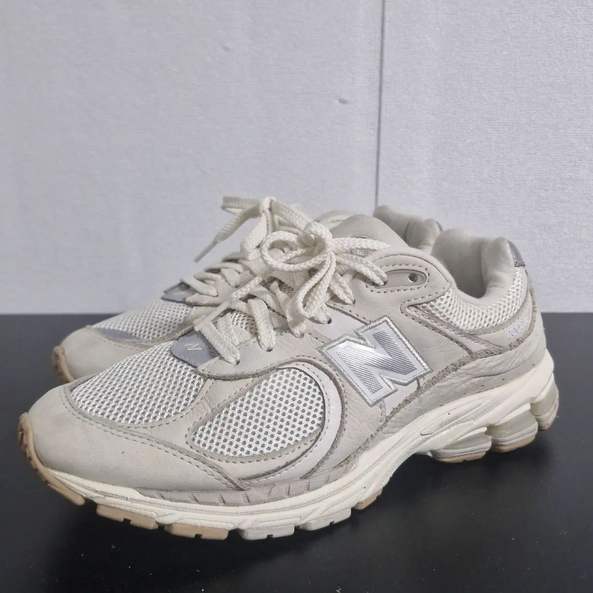 ニューバランス 2002R ライト グレー (240) 6,530円