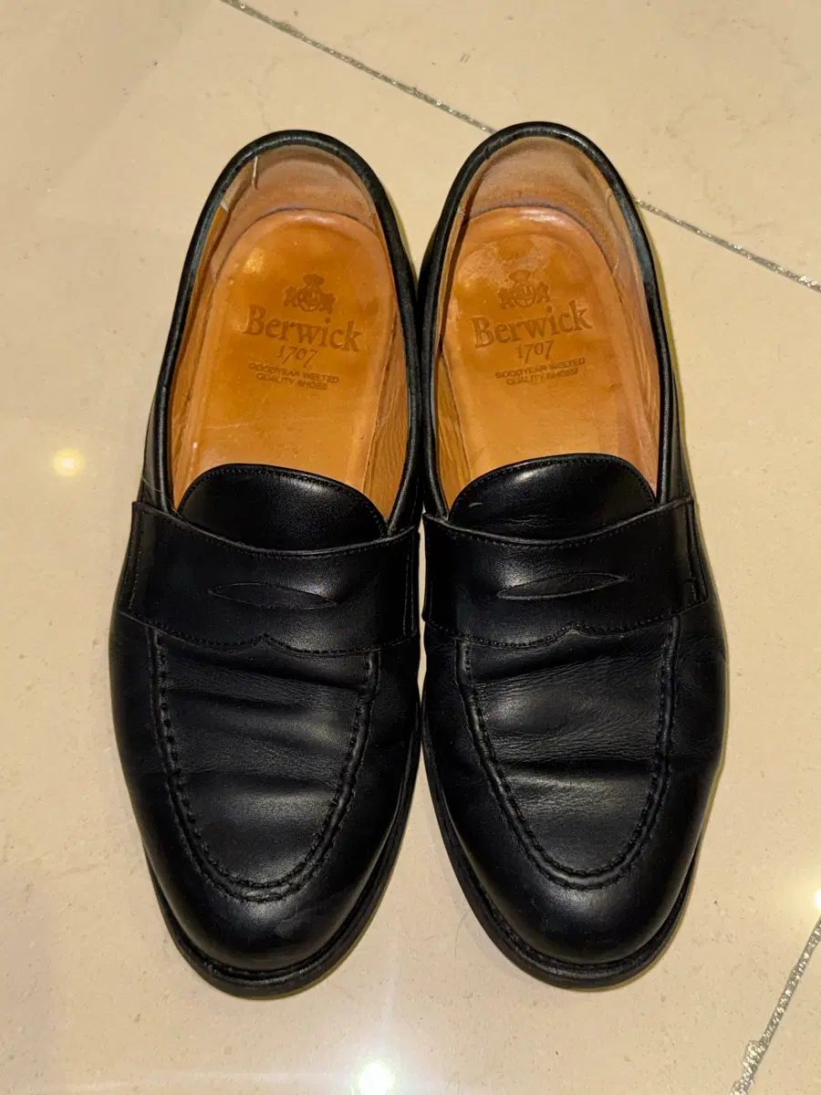 Berwick 9628 ローファー (260) 24,462円