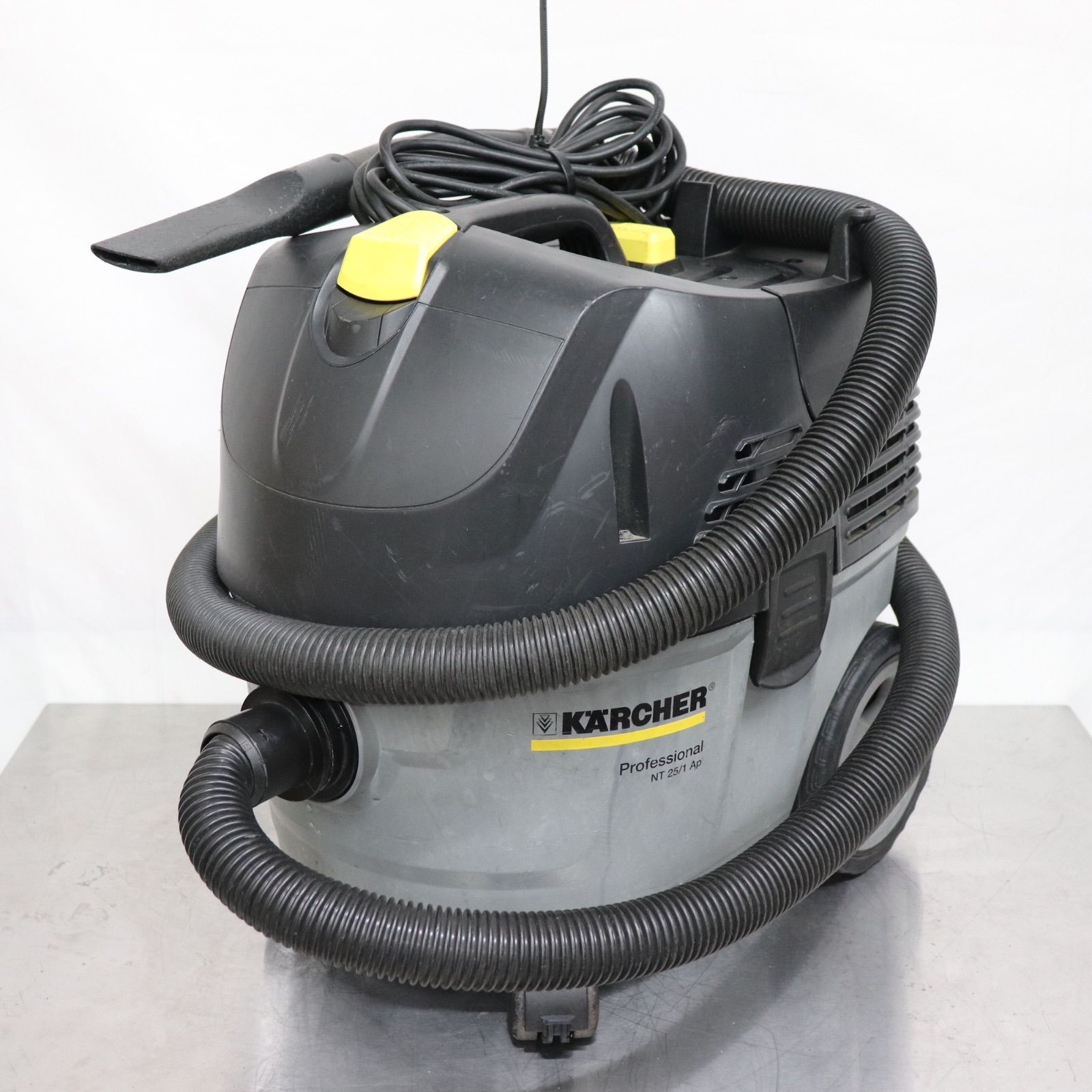 【動作確認済】KARCHER ケルヒャー NT 25/1 Ap 業務用乾湿両用クリーナー 掃除機 2014年製 100V Cランク 即日発送 ラクル業務館