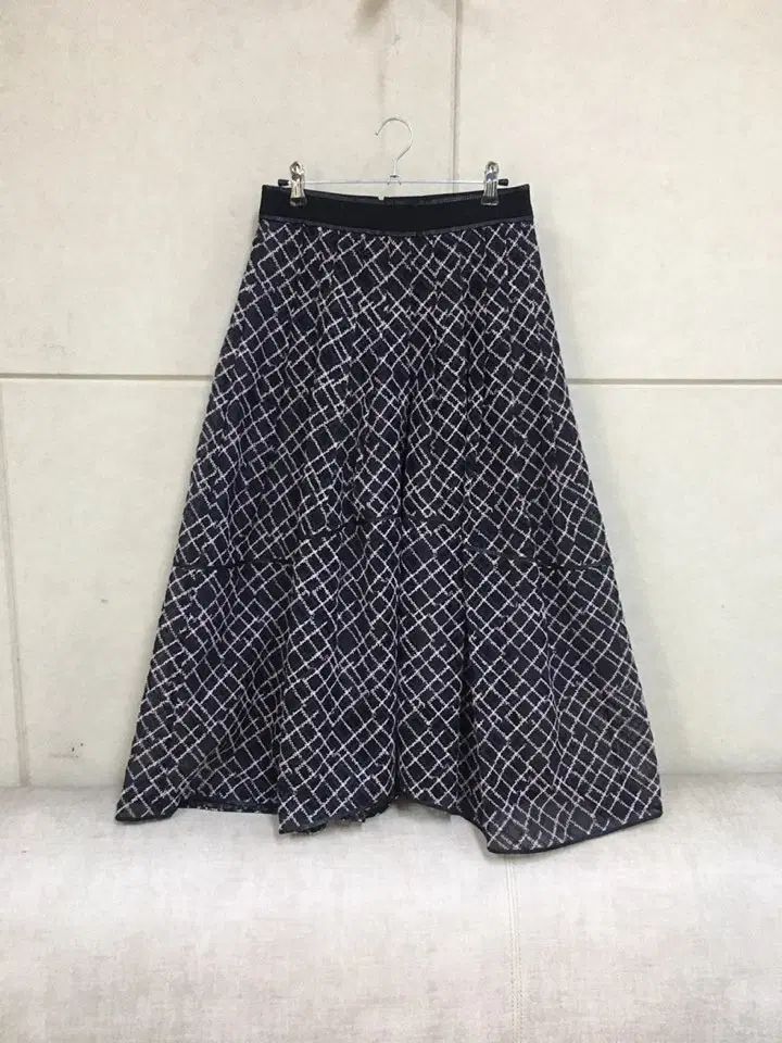 ハンサムオブジェ 正規品 ネイビー CHECK刺繍柄 ロング スカート