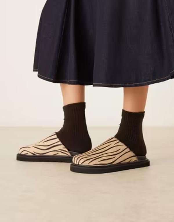 ウォークロンドン レディース シューズ サンダル プリント Walk London Holly mules in zebra print Zebra Print アニマル 26,850円