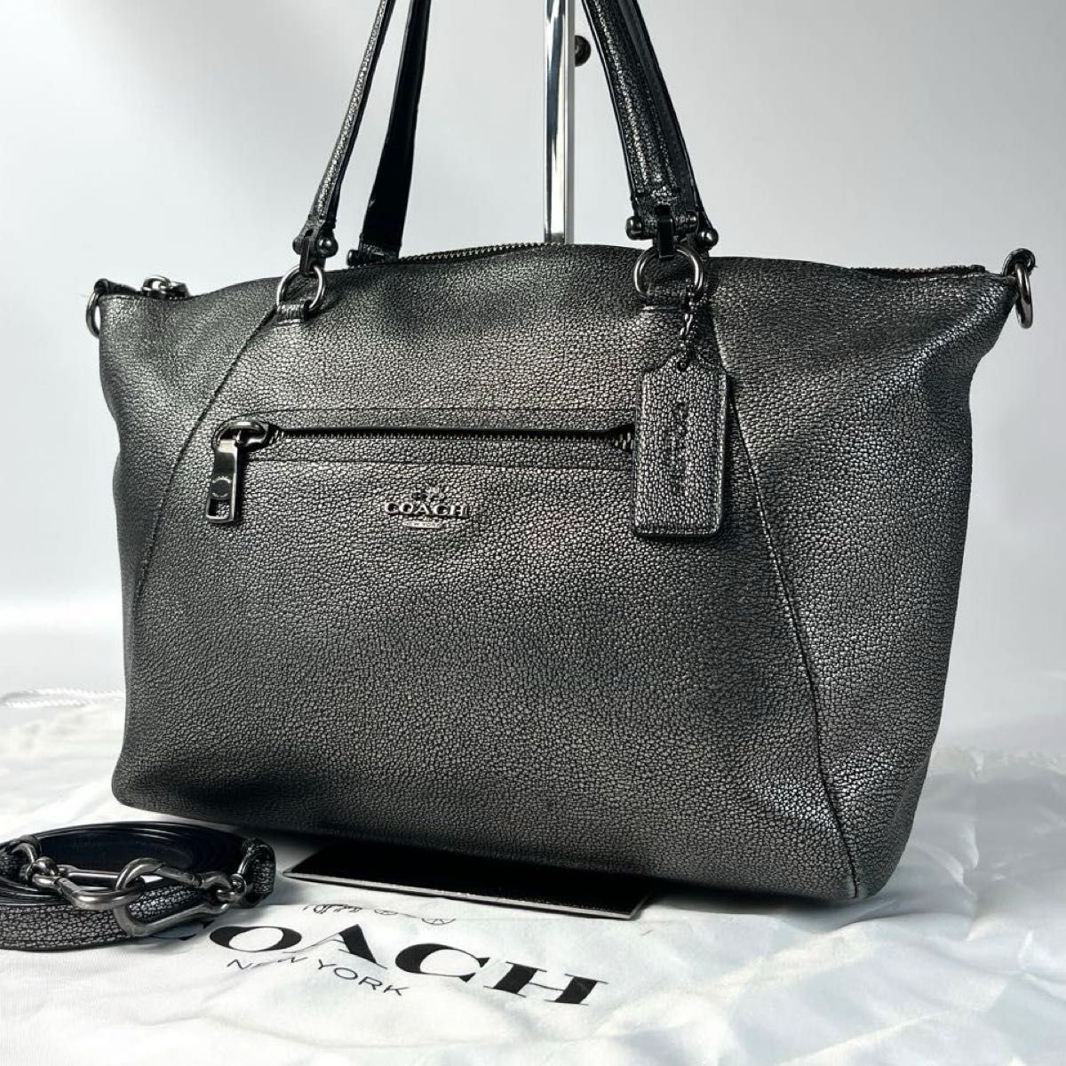 美品 COACH コーチ 36325 トートバッグ 2WAY ショルダー メタリック ブラック レザー ストラップ付 保存袋付 9,088円