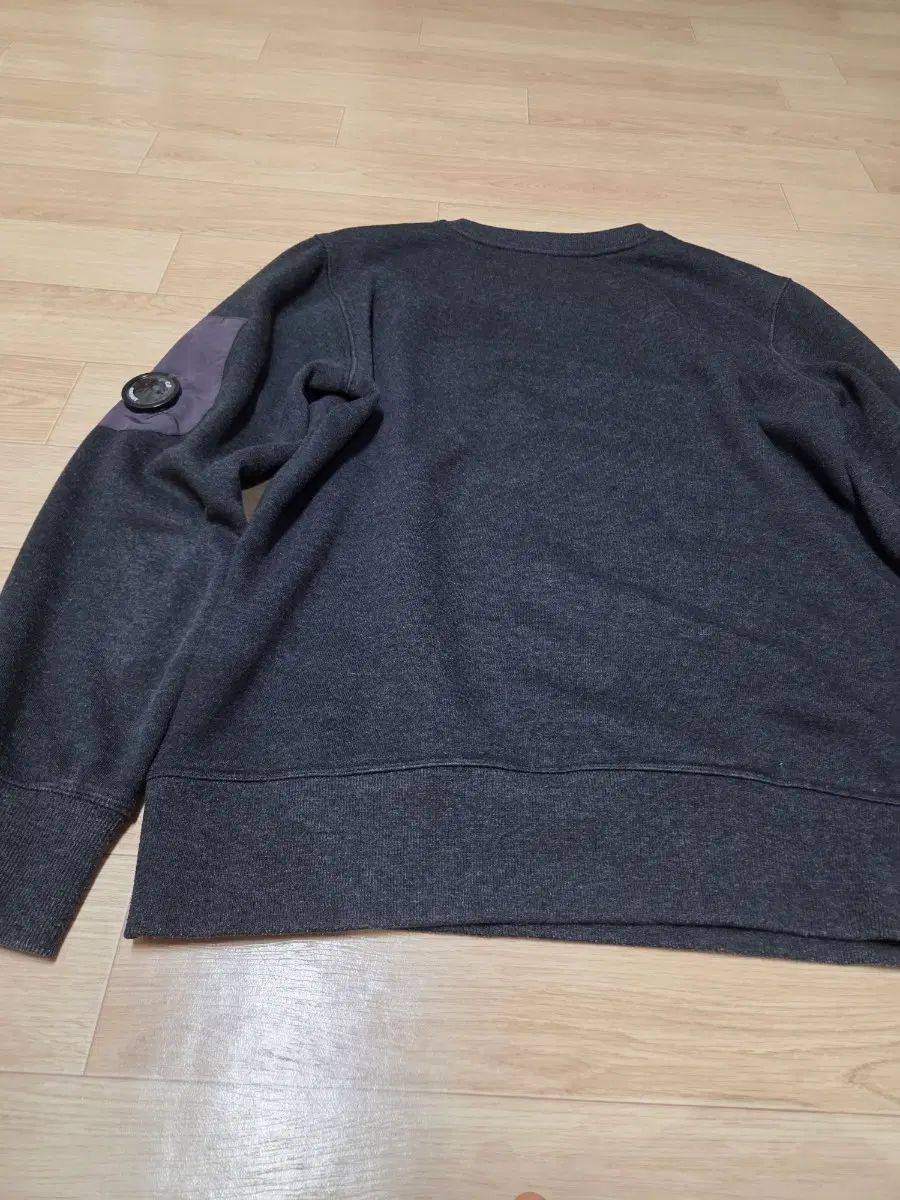 C.P. COMPANY シーピーカンパニー スウェット