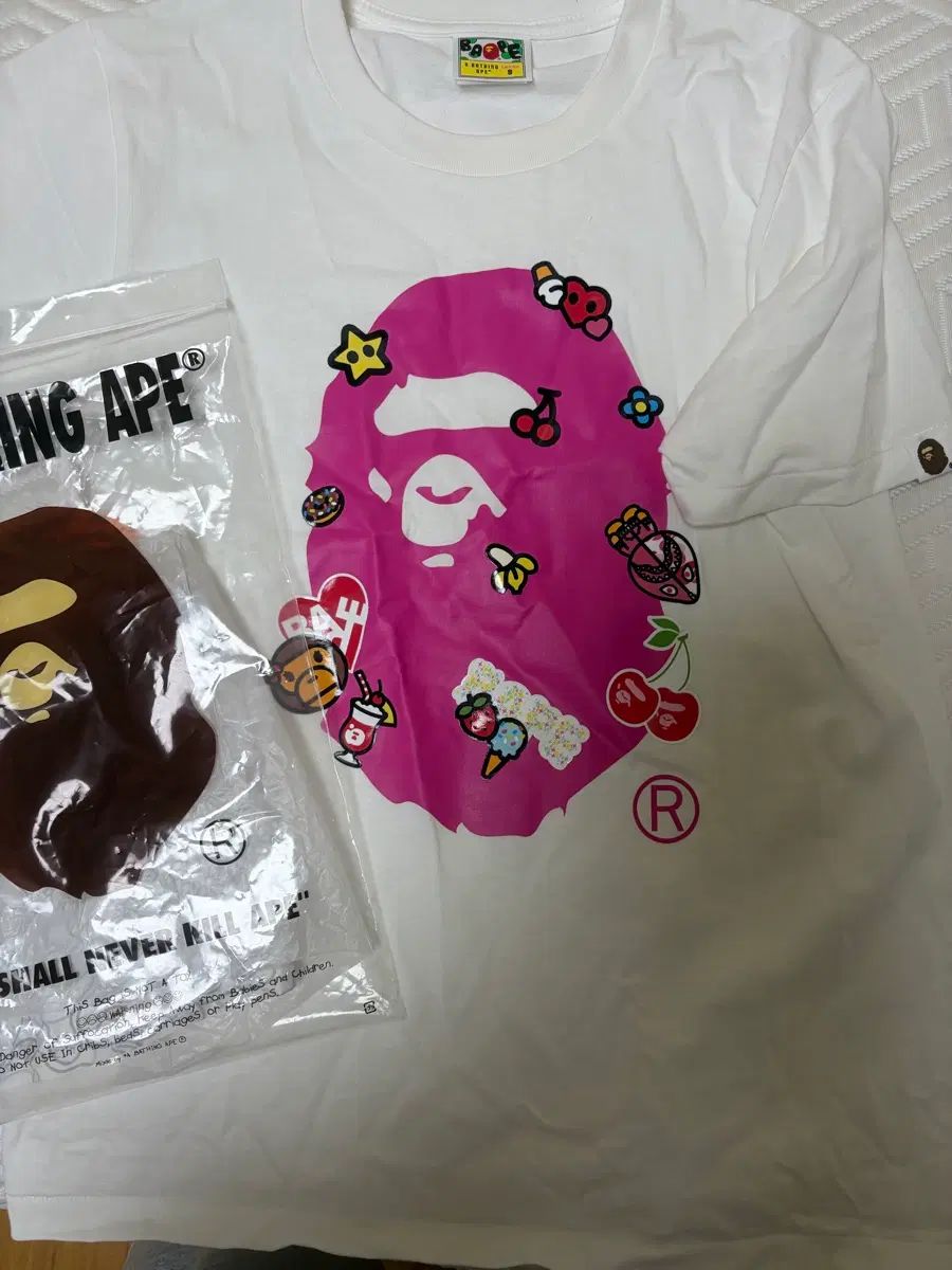 A BATHING APE アベイシングエイプ 半袖Tシャツ S