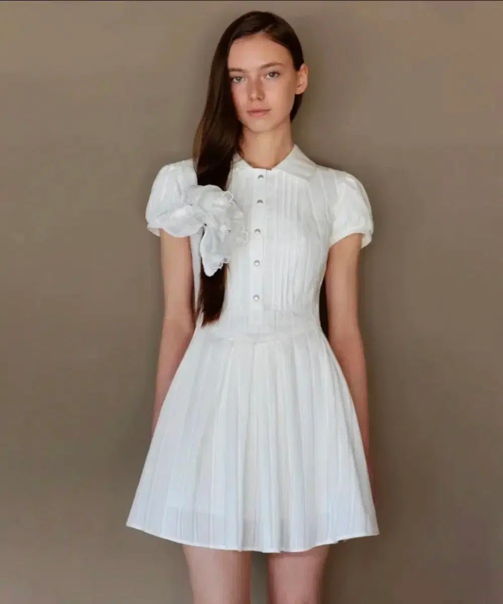 THETIS LISIANTHIUS PINTUCK PLEATS DRESS