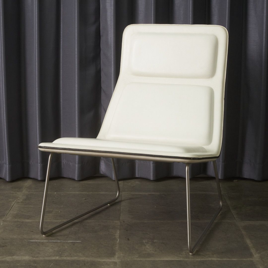 カッペリーニ Low Pad ラウンジチェア ローパッド イージーチェア Cappelini ジャスパー モリソン 椅子 ソファ シンプル モダン 101249