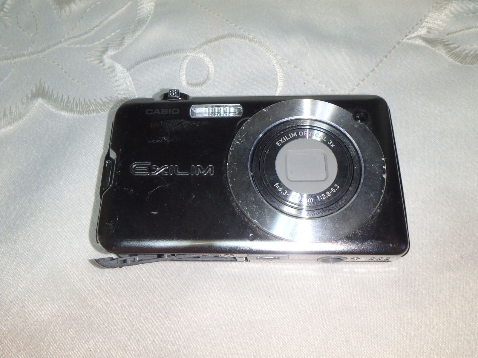 Casio EX-S10 EXILIM digital camera difficult