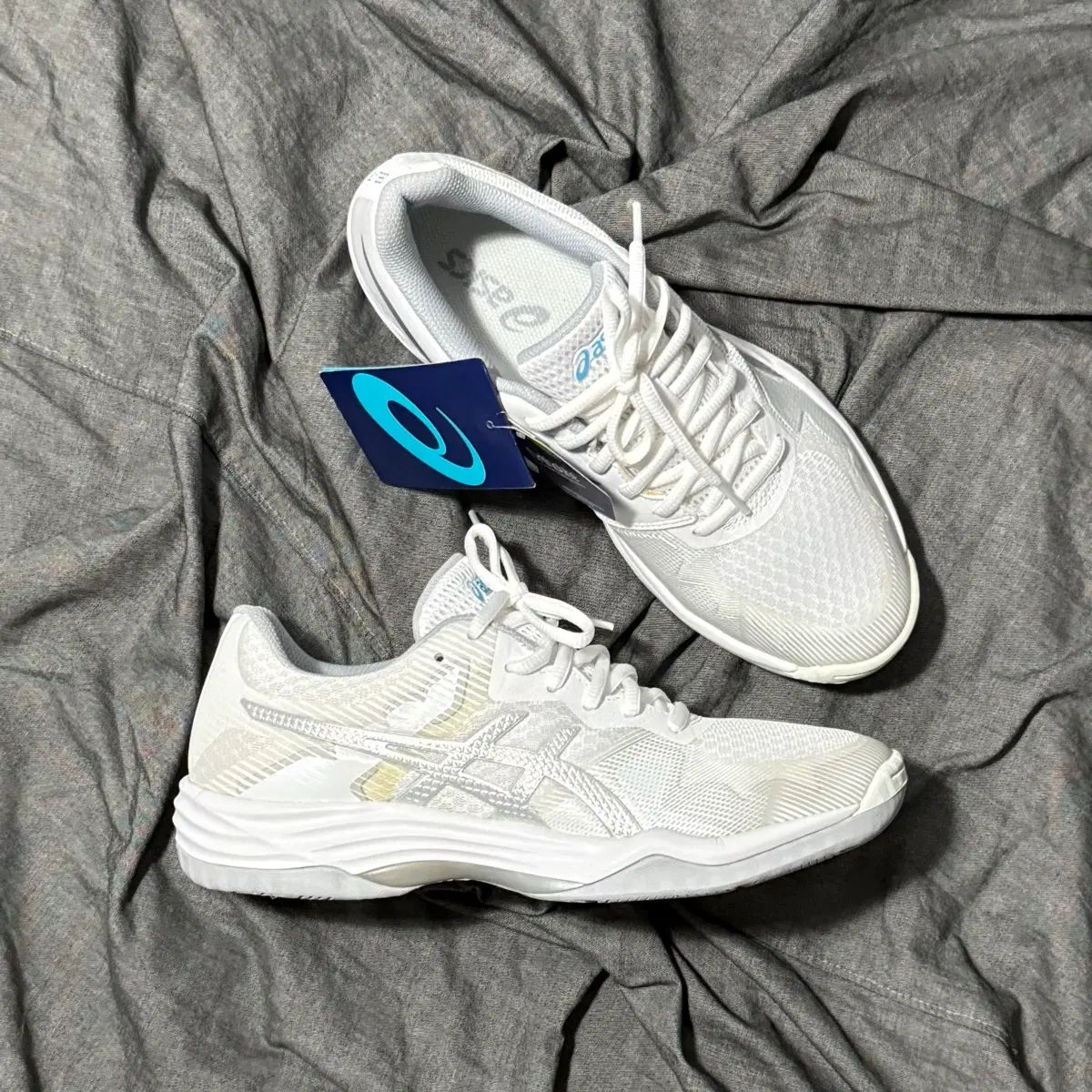 ASICS Womens GEL-TACTIC 2 Sz 8 5(255)