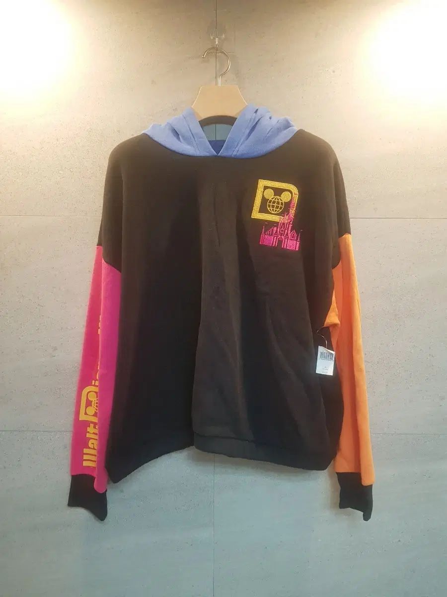 ディズニー 正規品 COLOR ブロック フードTシャツ