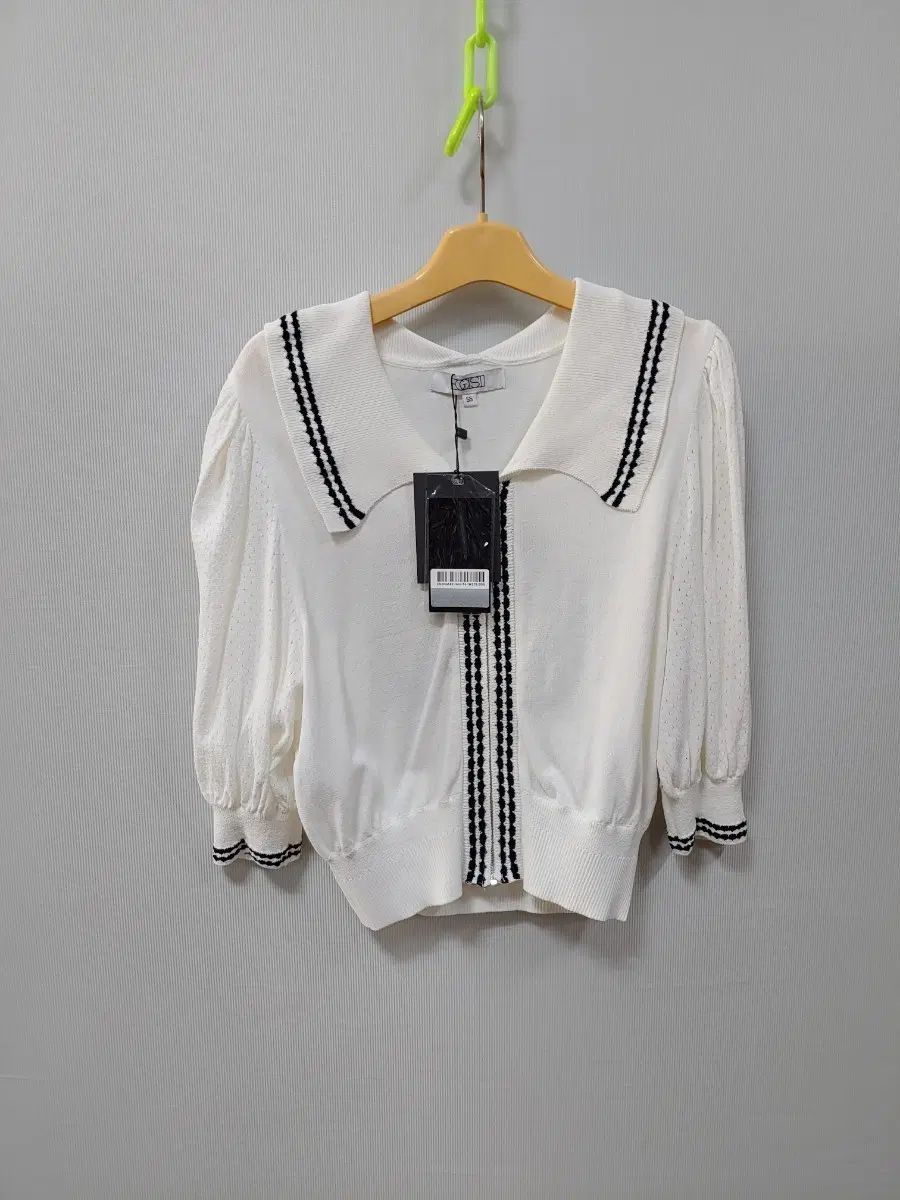 新品 EGOIST クロップド ジップアップ ニット 55 6,385円