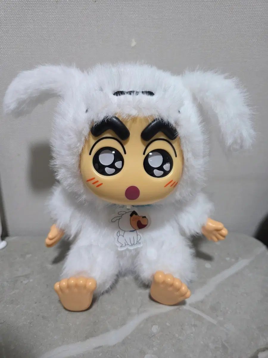 クレヨンしんちゃん ラブブ シロのぬいぐるみ