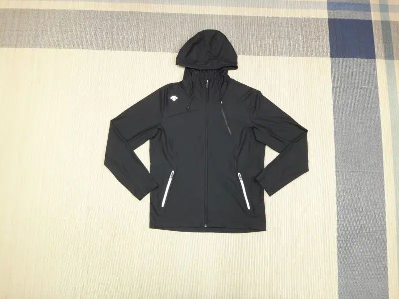 (105) DESCENTE メンズ 接触冷感 トリコット フードジップアップ
