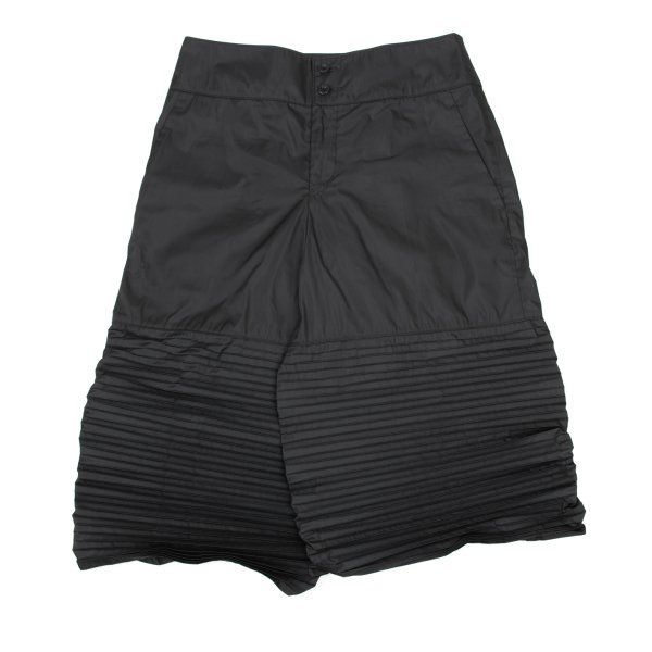 イッセイミヤケISSEY MIYAKE ヘムプリーツ切替ハーフパンツ チャコール3